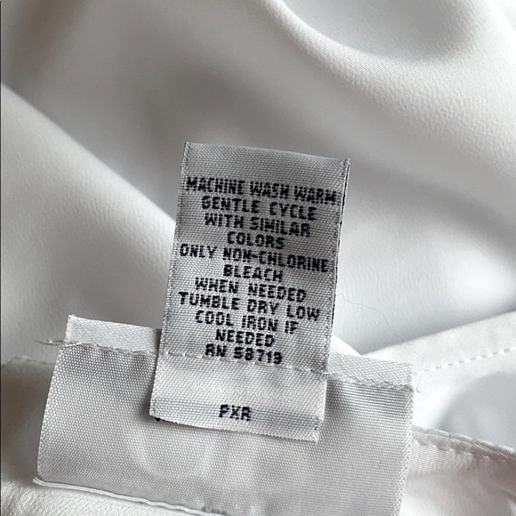 C.B. Collections White Sleeveless blouse - Picture 8 of 8